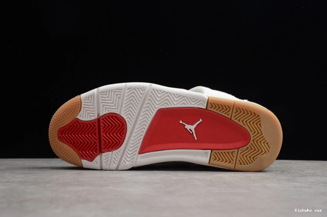 Jordan 'White' Levi's x 4 AO2571-100 Air 0715